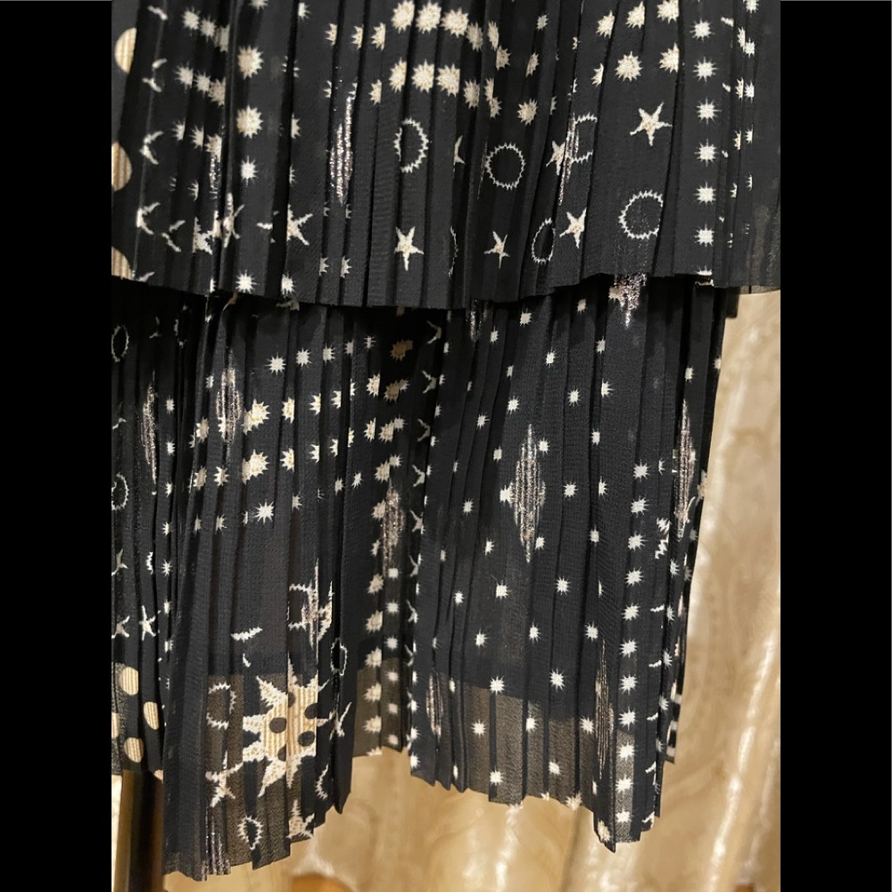 Dress - Picture 11 of 13